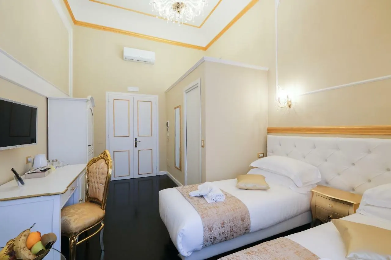 B&B Kingsman Florence