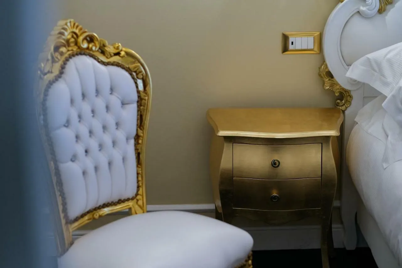 B&B Kingsman Florence 2*,  Italy