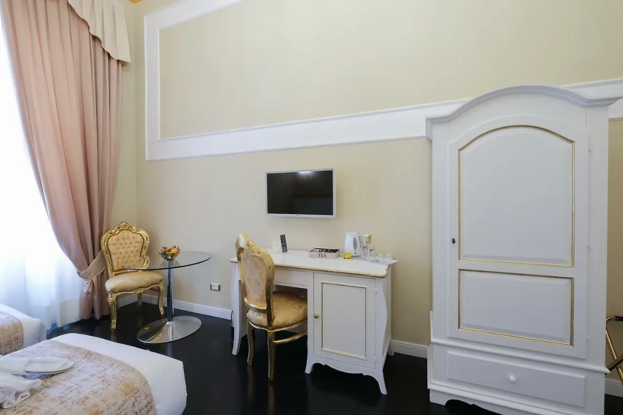 B&B Kingsman Floransa Oda ve Kahvaltı